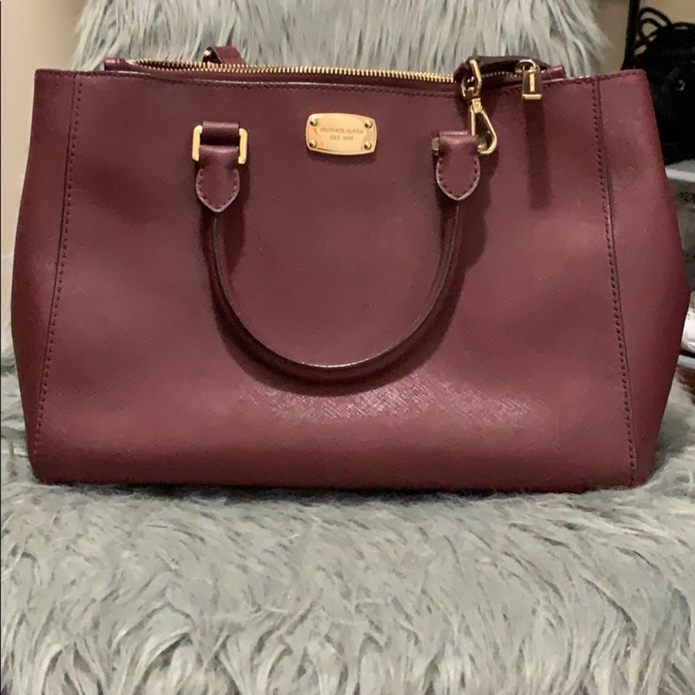 Michael kors purse